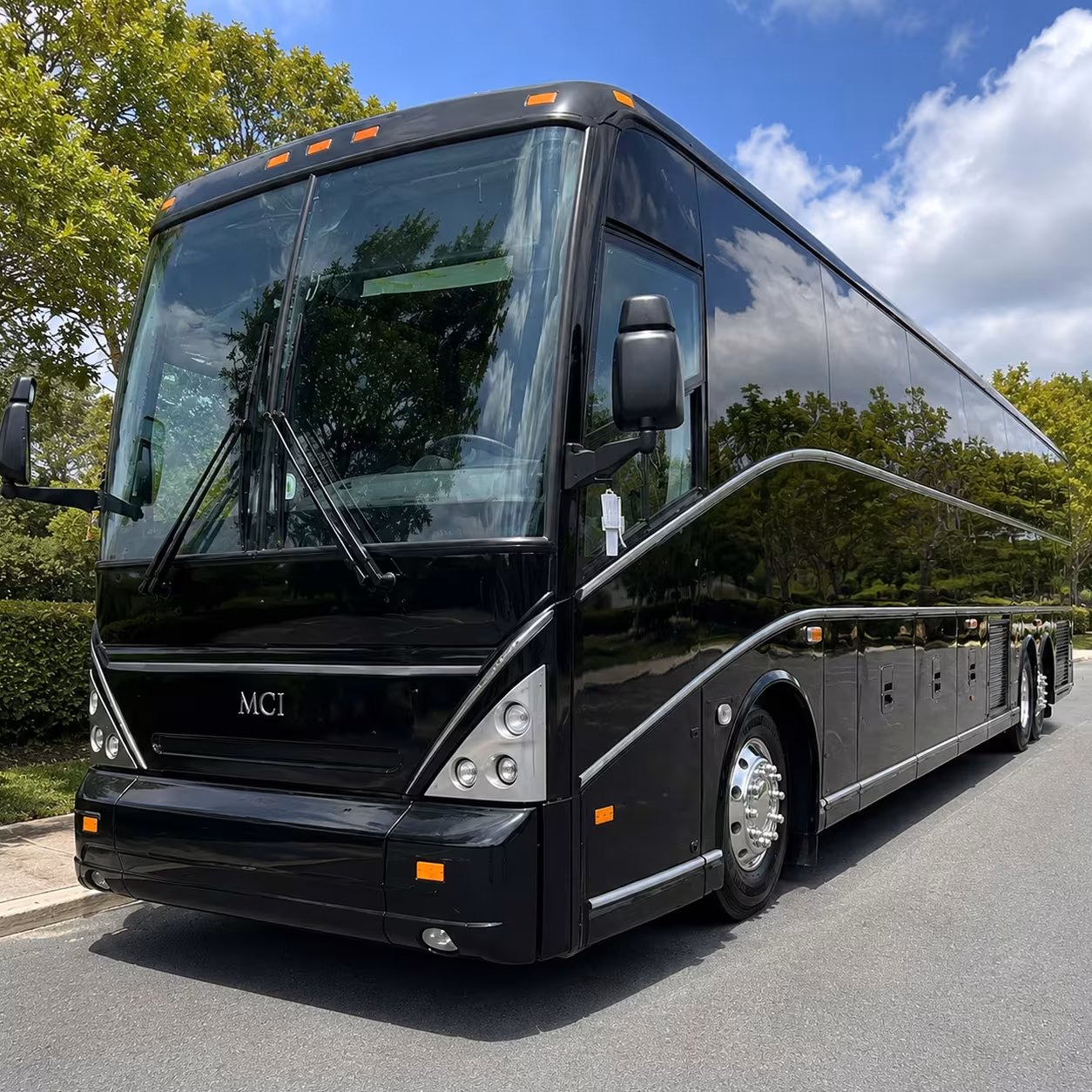 corporate event shuttle buses in baldwin park